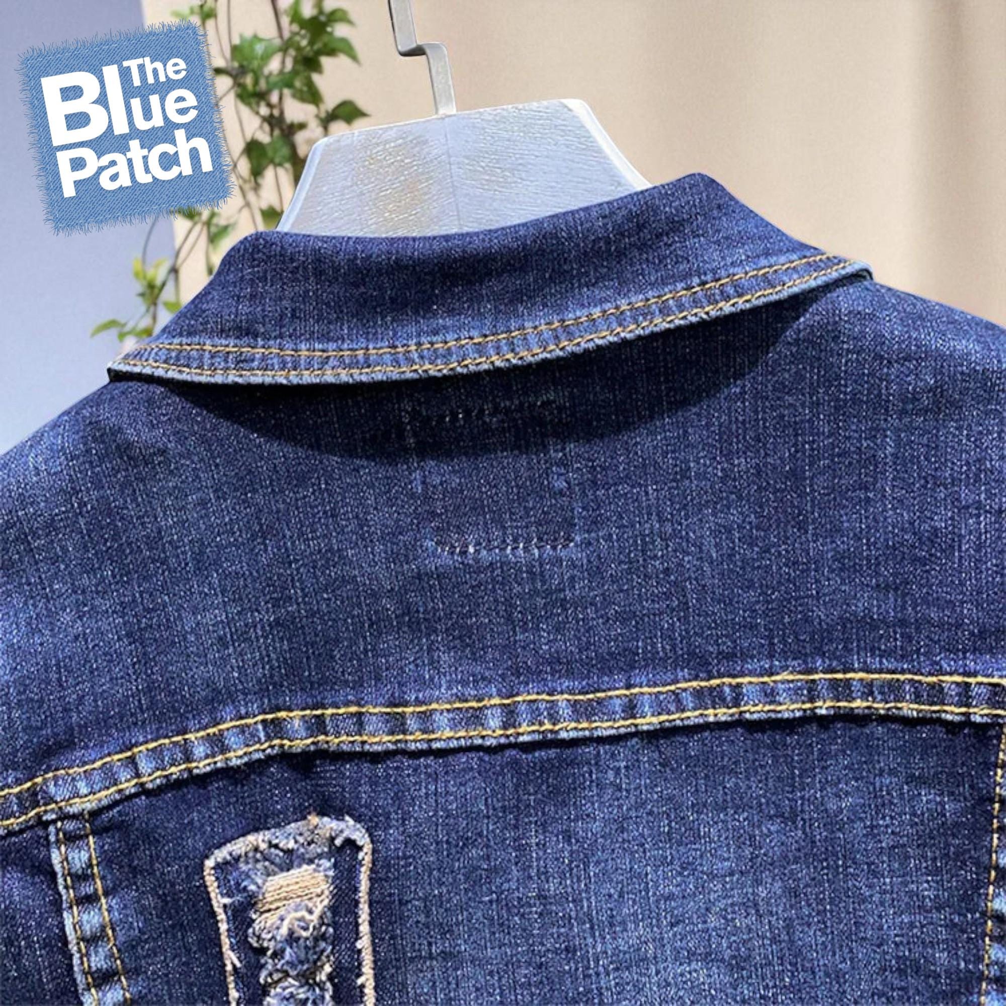 赤いバラの刺繍入りデニムジャケット | ヴィンテージジーンズのパッチ