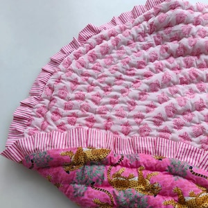 Animal Block Print Baby Quilt ! Round New Born Baby Quilt Doctor Cotton Inside Baby Quilt New Born Bedspread Light Weight Tiger Print Razai