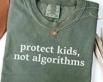 Protect Kids Not Algorithmus Shirt, Social Media Awareness T-Shirt, digitale Sicherheit, Mama Shirt, Kinderschutz-T-Shirt, Comfort Colors®, Anti-Trumpf-Shirt