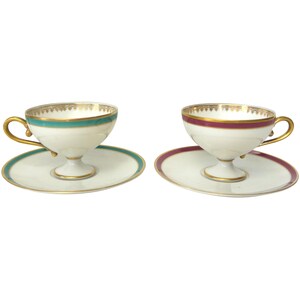 Hutschenreuther Selb German Porcelain Tea Cups & Saucers Set- 4 Pieces