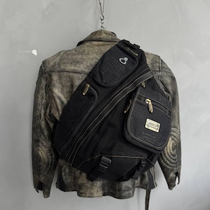 【極希少】DIESEL ヴィンテージ スリングバッグ ミリタリー 極希少】DIESEL ヴィンテージ スリングバッグ ミリタリー - メルカリ