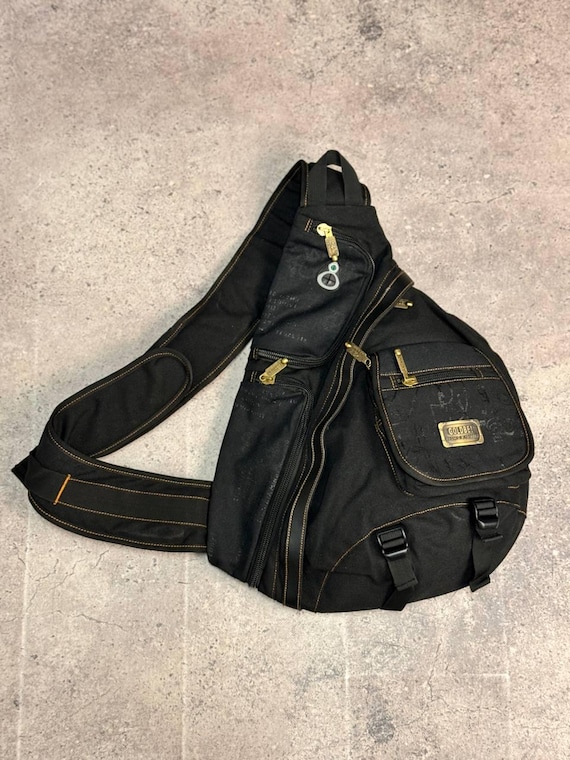 【極希少】DIESEL ヴィンテージ スリングバッグ ミリタリー Vintage diesel sling bag - Gem