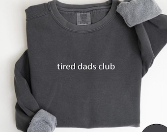 Camiseta Comfort Colors® del Club de Papás Cansados, Camiseta "Vida de Papá", Camiseta del Día del Padre, Camiseta de Agradecimiento a Papá, Camiseta Divertida para Papás, Camiseta para Papás Cansados