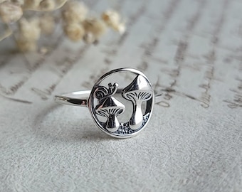 Snail & Shroom Ring Sterling Silver