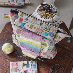 Unique Knitting Project Bag with DPN Holder, add Matching Squeeze Purse |Knitting & Crochet Tool Organiser Handmade in UK