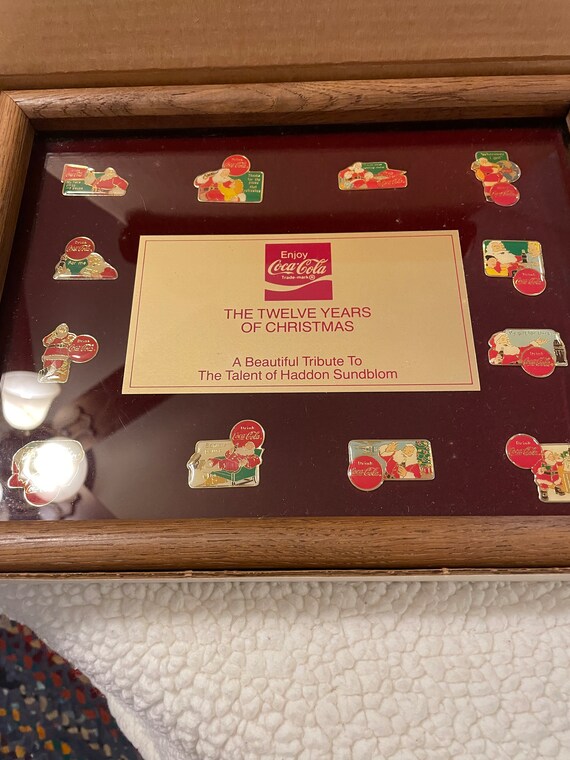 Coca-Cola “Twelve Years of Christmas” Mounted Pin… - image 2