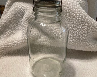 Canning Jar, Half Gallon with Handle and Lid