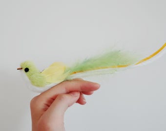 Interactive Hands Free Cat Wand | Suction Cup Feather Bird Teaser with Bell | Self Play Cat Toy for Windows and Tiles | Handmade in London
