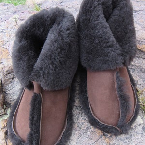 Sheepskin Slippers-Traditional image 3