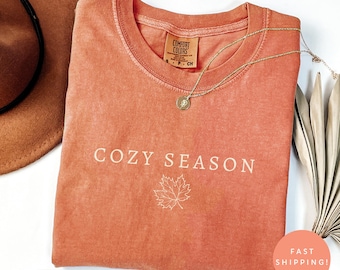 Camisa acogedora Comfort Colors®, camiseta minimalista de otoño, camiseta con hojas otoñales, bonito atuendo otoñal, regalo de Acción de Gracias, top acogedor para mujer