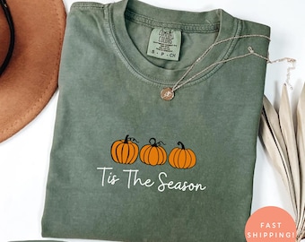 Camisa vintage de Halloween con colores reconfortantes, camiseta de calabaza "Tis the Season", estética retro otoñal, top de Acción de Gracias otoñal, estampado de calabaza para mujer