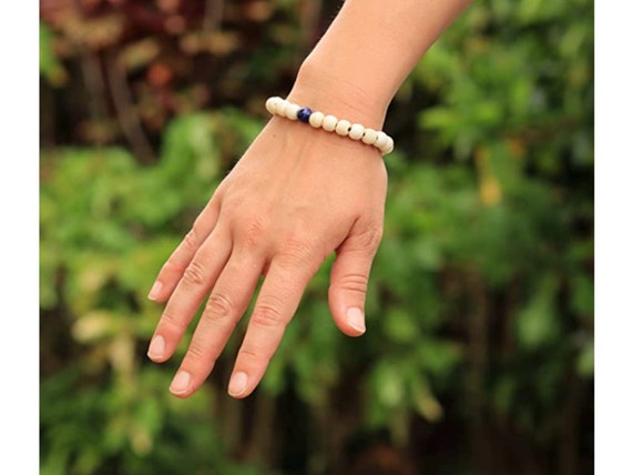 Matte Rock Crystal and Lapis Stretchy Wrist Mala Bracelet – DharmaCrafts