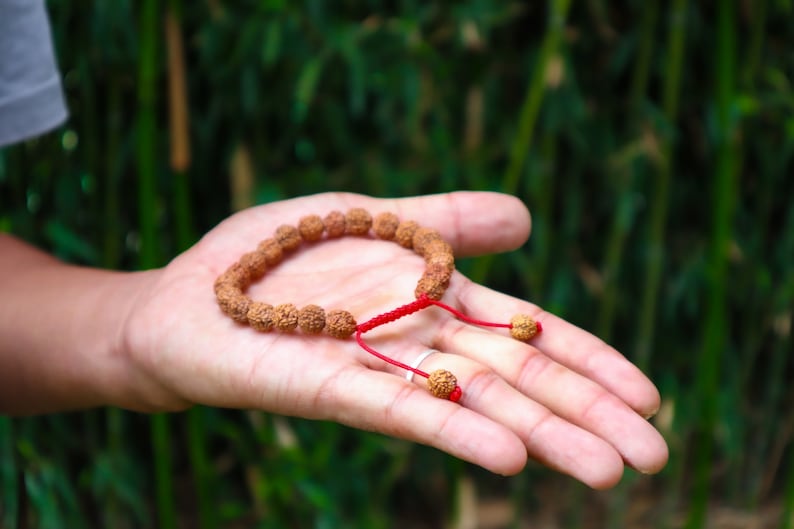 Tibet Mala Rudraksha Seed Wrist Mala Bracelet Meditation healing beads (Plain)