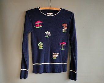 1970s mushroom sweater, novelty embroidered, small size, bonnie lee