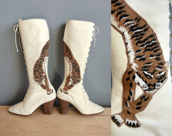 size 6 - 1970s tiger applique gogo lace up boots, ivory kid suede boots, Jerry Edouard / Edouard Jerrold / I Miller design