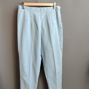 1960s stretch denim pants, mid-calf capris, medium size light blue image 3