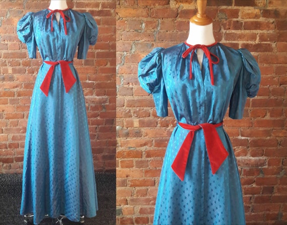 1930s Saybury iridescent blue brocade zipper house