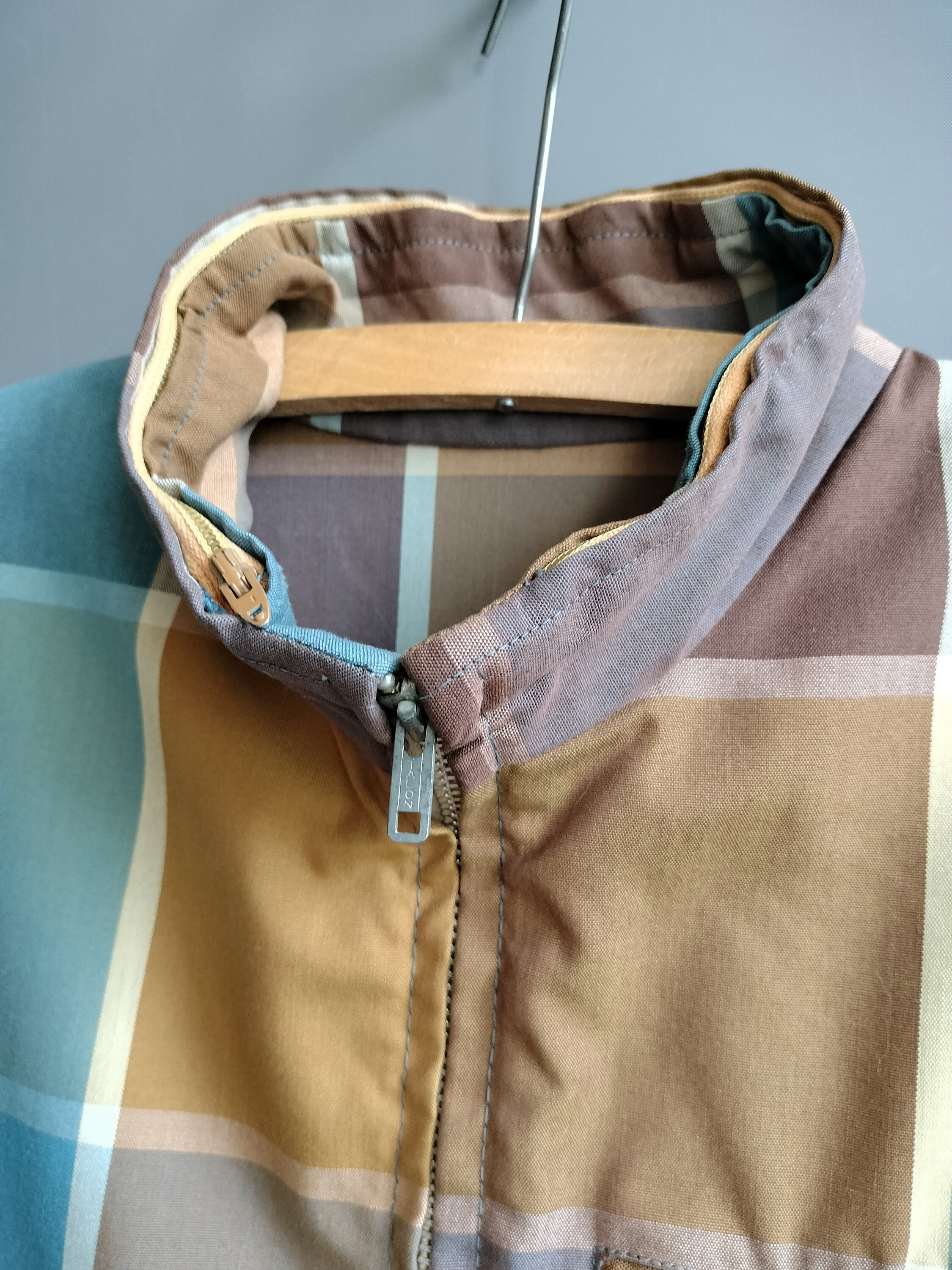 50〜60's CAMPUS OUTERWEAR 60s Campus Kodiak Tiger Stripe Fleece Pullover 🐯 Here's an