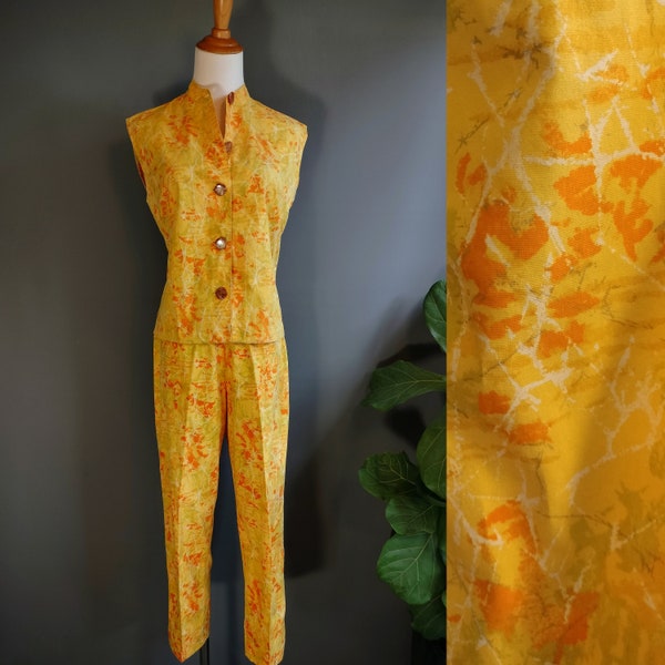 1950s Catalina batik print top and pants, matching teatimer set, cobwebby print, citrus yellow green orange small to medium size