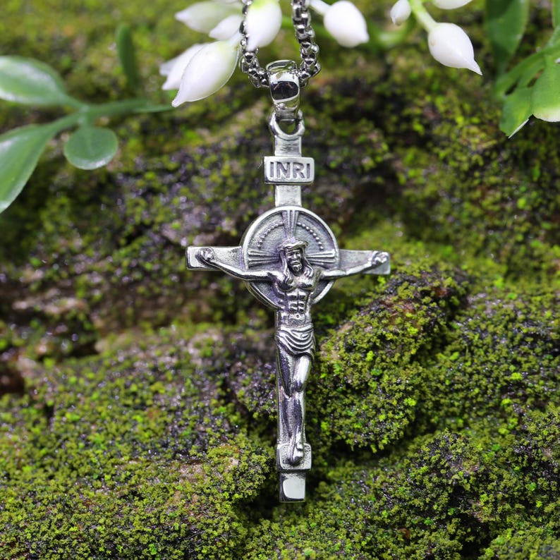 Crucifix Necklace: 925 Sterling Silver Double Sided Jesus Cross Pendant ...