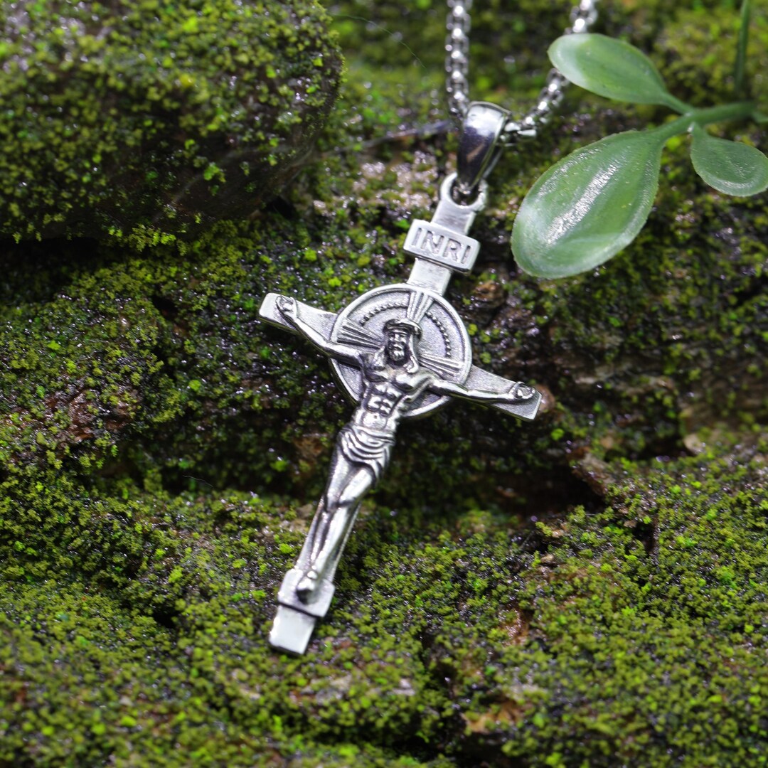 Crucifix Necklace: 925 Sterling Silver Double Sided Jesus Cross Pendant ...