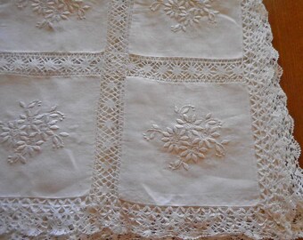 Embroidered DAISY LINEN Tablecloth Dainty LACE Insets & Edges Detailed Snowy White 57" x 80 Midcentury German Made Find Bride Gift Keepsake