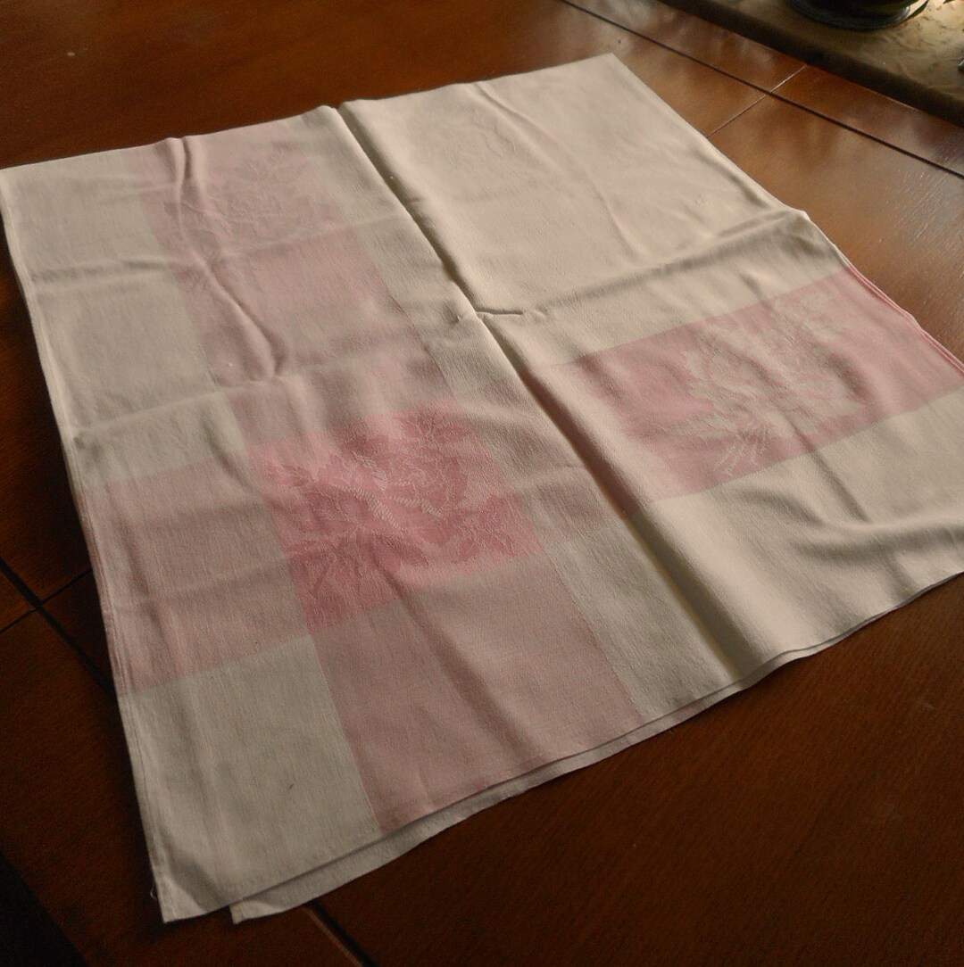 Pretty PINK ROSES DAMASK Tablecloth Woven Stripes White Background, 51