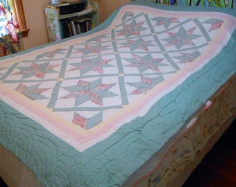 Star Quilt 8 Points Green and Flower Print Hand Crafted Vintage Full or Double