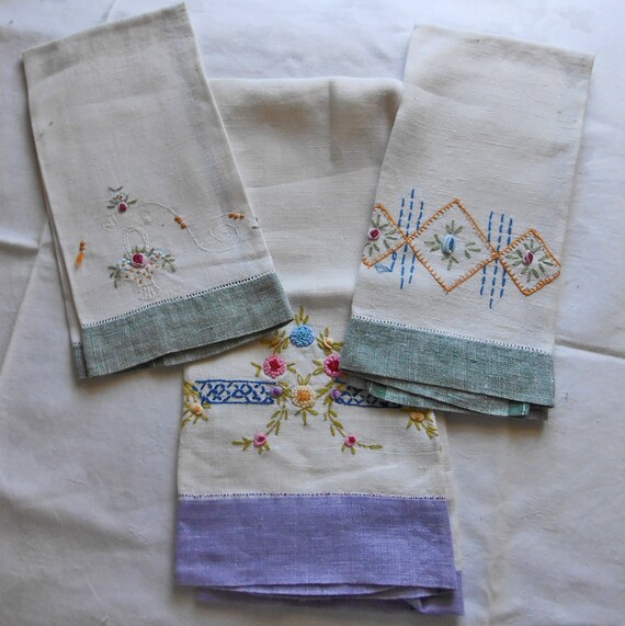 3 LINEN TEA TOWELS Arts Crafts Embroidery Double Hems Dainty Roses Flowers Lattice Bullion Hand Stitched 1930s Kitchen or Powder Room Gift Etsy