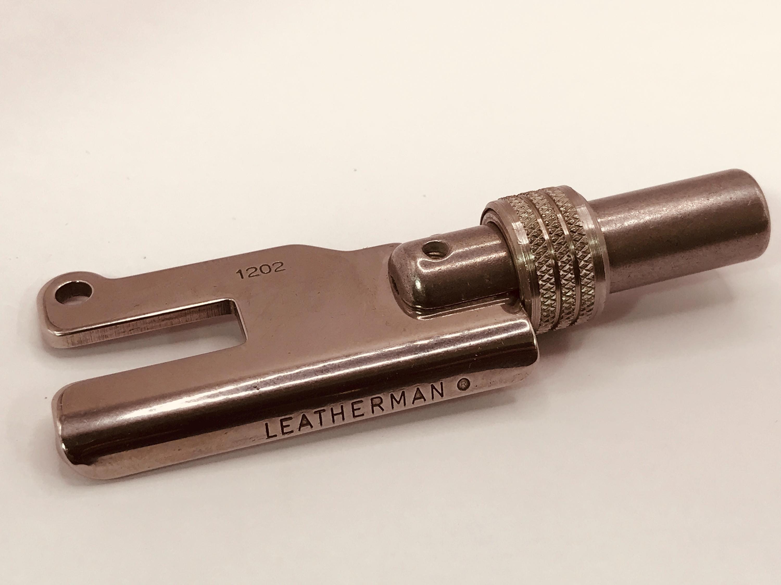 その他 LEATHERMAN TOOL ADAPTER Leatherman Universal Tool Adapter for Original Wave Super Tool