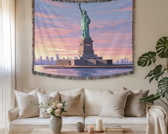 Statue of Liberty Sunset Wall Tapestry & Fabric Wall Art – Premium Woven NYC Skyline Art for Home Decor, Patriotic Cozy Gift