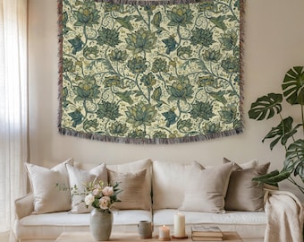 Vintage Botanical Birds Pattern Wall Tapestry & Fabric Wall Art – Premium Woven Vintage Home Decor for Classic Bohemian Interiors