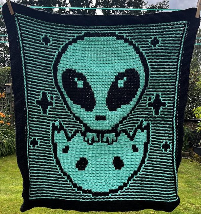 Hatching Alien Baby Blanket Crochet Pattern - Etsy