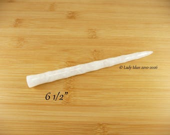 Palillo para el cabello de mayor longitud con forma de carámbano y copo de nieve acrílico