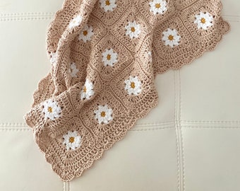 Handmade Daisy flower blanket | Choose your size | 100% cotton