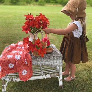 Handmade Daisy flower blanket Choose your size 100% cotton image 7