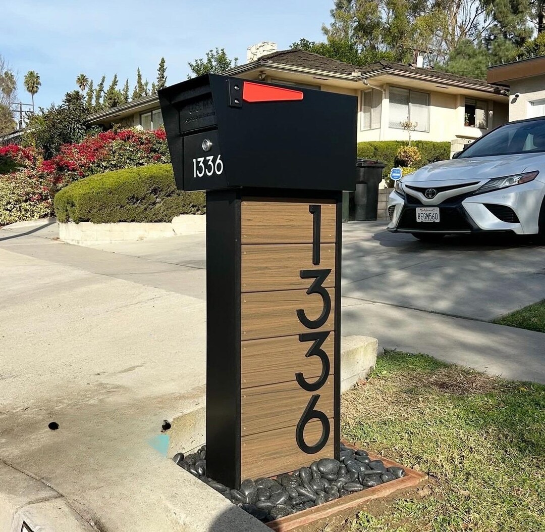 Private Box Custom Modern Mailbox With Vertical House Numbers | Curbside Address ...