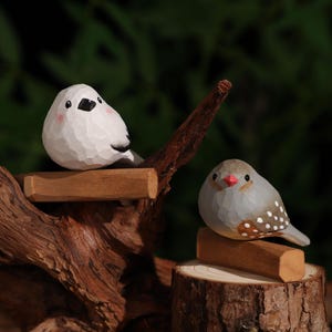 Hand Carved, Wooden Figurines, Bird Sculptures, Home Decor Sculpture Ornaments, Animal Decorations, Handmade, Gifts For Bird Lovers