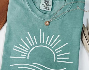 Comfort Colors® Sun T-Shirt, Summer Shirt, Beach Shirts, Sunhine T-Shirt, Gift For Woman, Boho Sun Shirt, Sun Shirt, Summer Graphic Tee