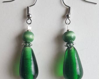 Boucles d’oreilles en verre vert - Boucles d’oreilles Green Dangle - Teardrop - Vert et Argent