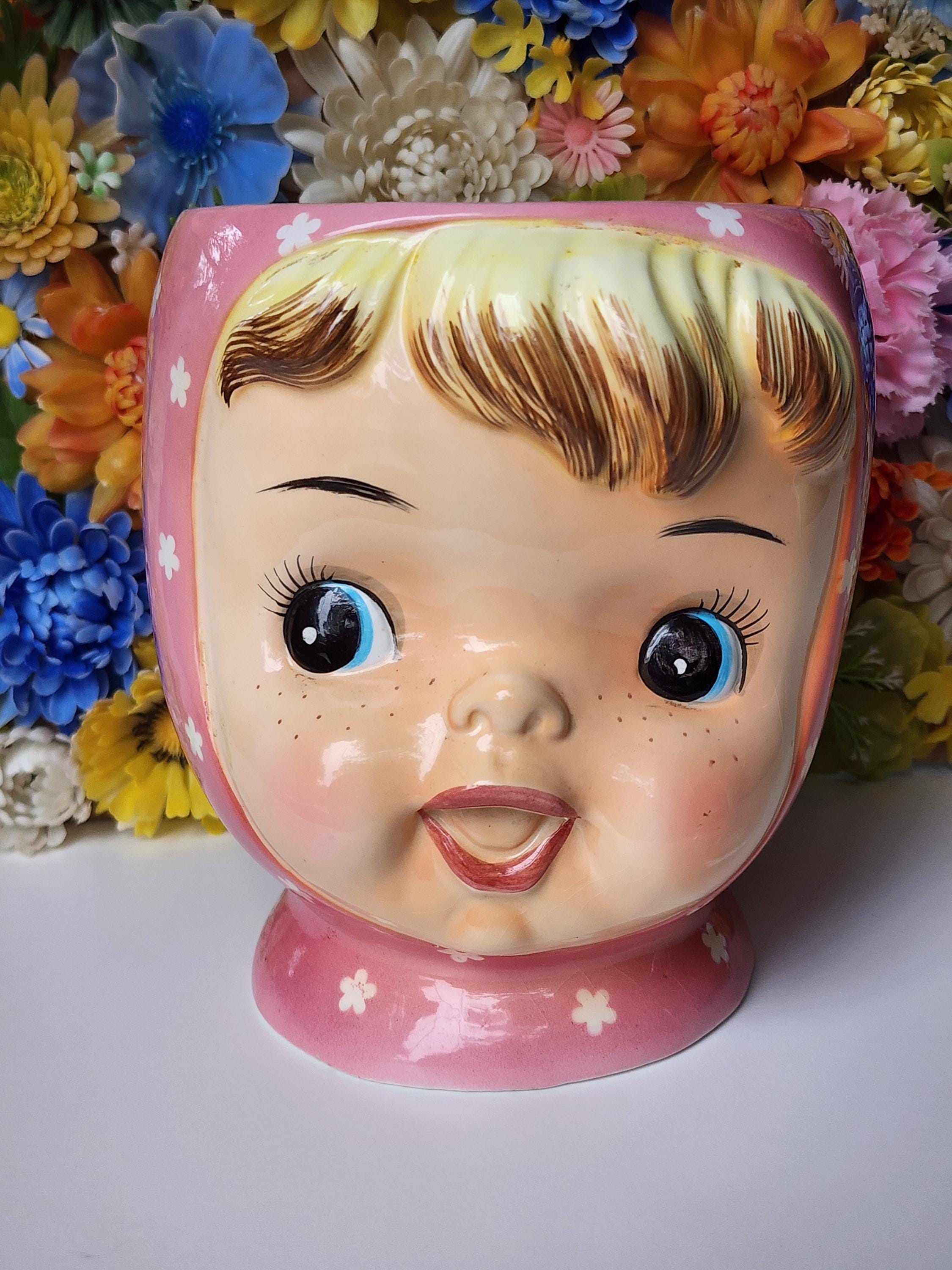 ８/17迄Miss Cutie pie ナプコ　ミスキュートパイ　ビンテージ Vintage Napco Miss Cutie Pie Yellow Egg Cup Brunette Girl