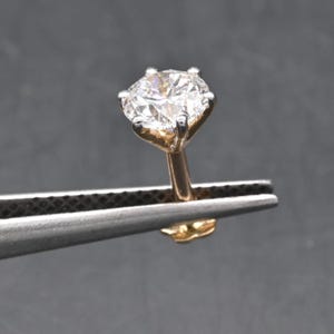 One carat Solitaire diamond labret flat back, F-VVS1 lab grown diamond nose piercing flat back, ear piercing internally treaded ear labret