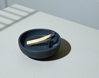Handmade Concrete Palo Santo Holder: Minimalist Incense Burner