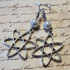 Atom Dangle Earrings with White Pearl