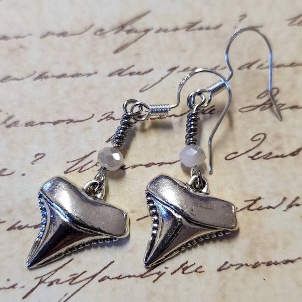 Shark Tooth Dangle Earrings with Ivory Faceted Glass Bead