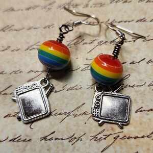 Tube TV Television Dangle Earrings with Multicolor Rainbow Round Acrylic Bead