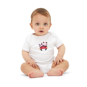 Uroczy dziecięcy kombinezon Panda Car, prezent na baby shower, ubranka dla noworodków, strój dla miłośników zwierząt, urocze body niemowlęce