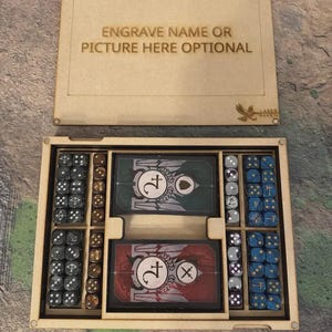 Caixa de viagem para bandeja de dados de 16 mm da Wargaming