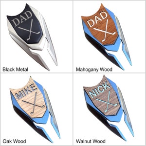 Regalo personalizado para padrinos de boda: marcador de pelota de golf grabado y herramienta para hacer hoyos. imagen 3