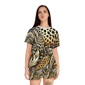 Exotic Print Women&#39;s Pajama Set: Soft Cozy Loungewear